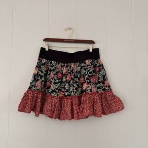 Y2k vintage cutie dark fairy floral mini skirt waist 32"